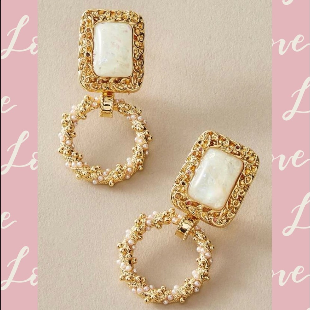Classy Vintage Style Earrings